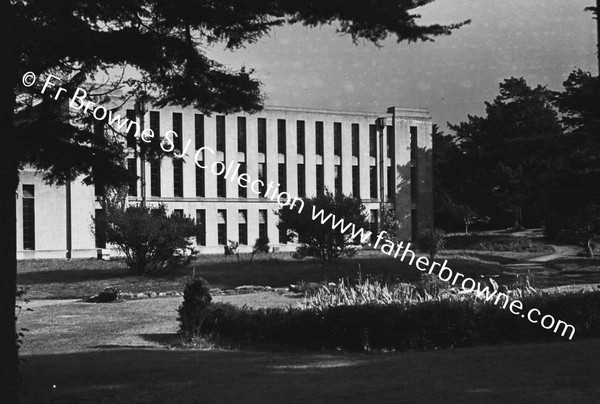 MILLTOWN PARK S.J. EXTERIOR OF LIBRARY